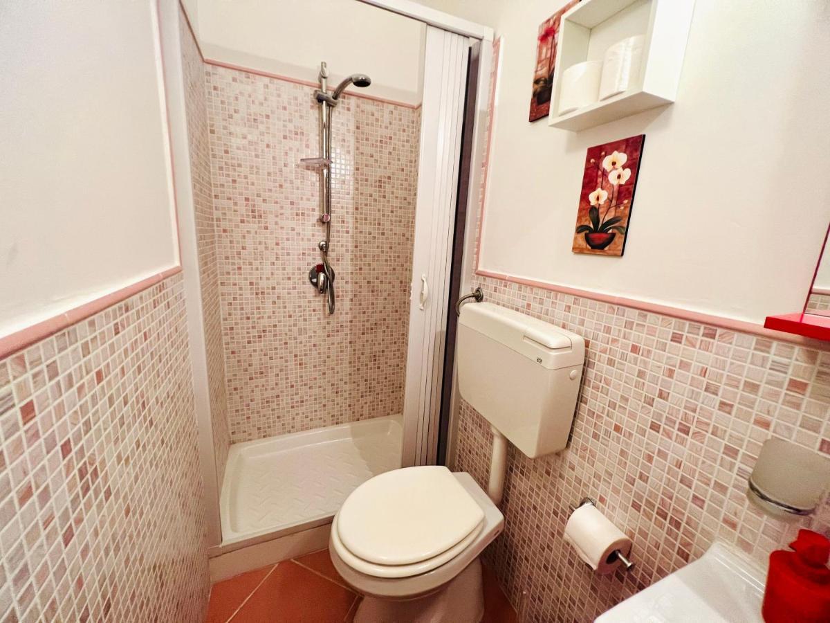 Regina Elena Bed & Breakfast Cinisi Luaran gambar