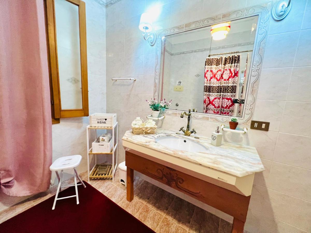 Regina Elena Bed & Breakfast Cinisi Luaran gambar